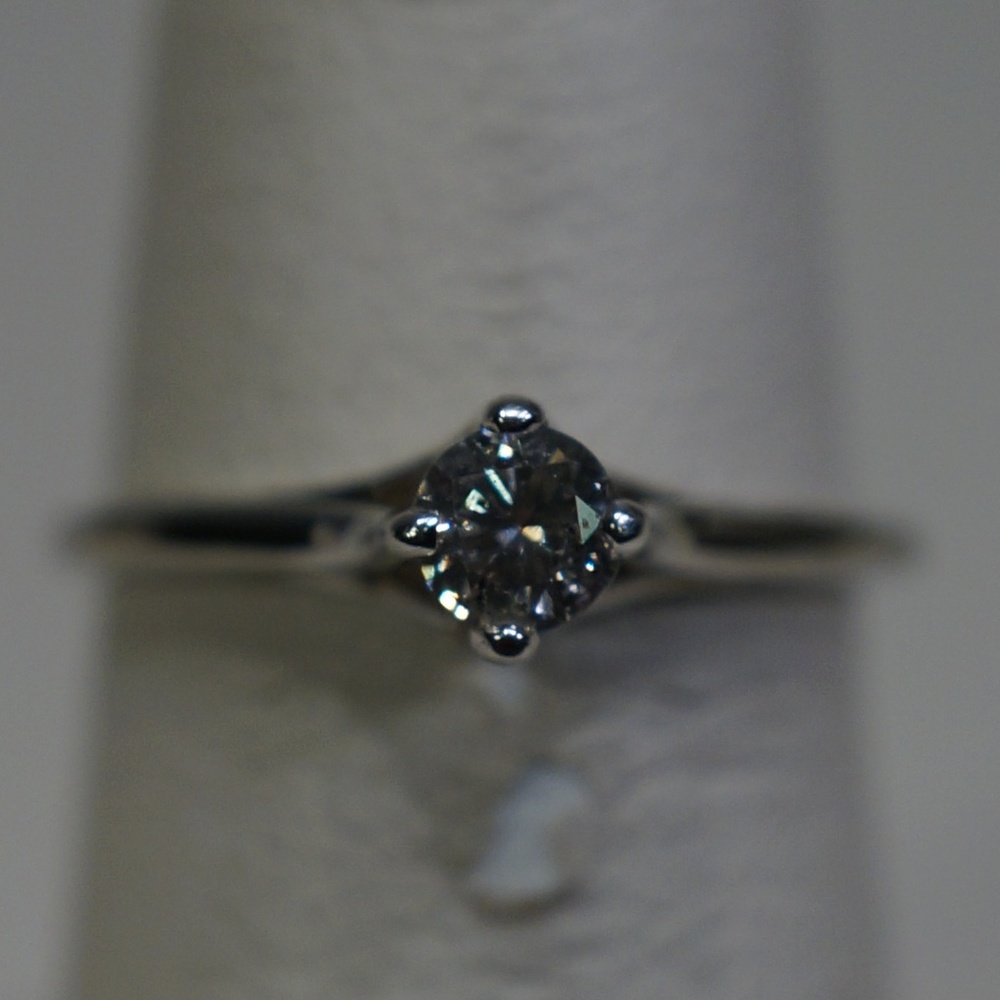14KW Gold Solitaire Genuine Diamond Ring - Picture 1 of 5